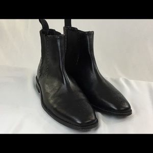 Cole Hann Men’s Wingtip Chelsea Boots